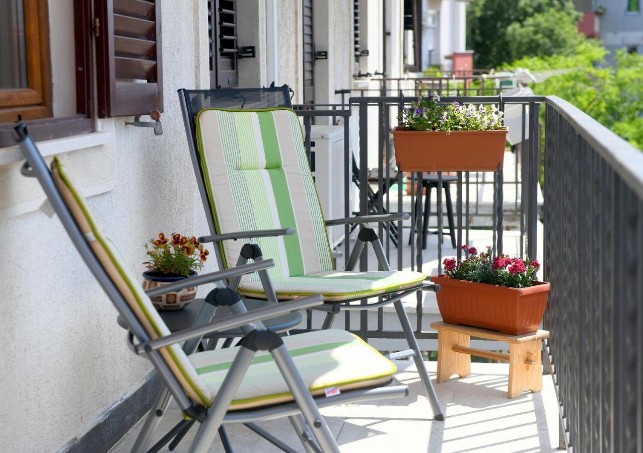 Divia Apartment Рийека Екстериор снимка